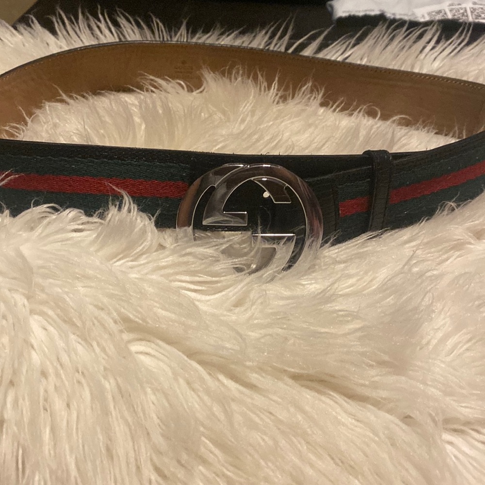 Gucci belt size 32  black , green & red silver buckle used